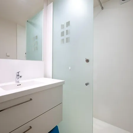 In With Sea Views Apartment *